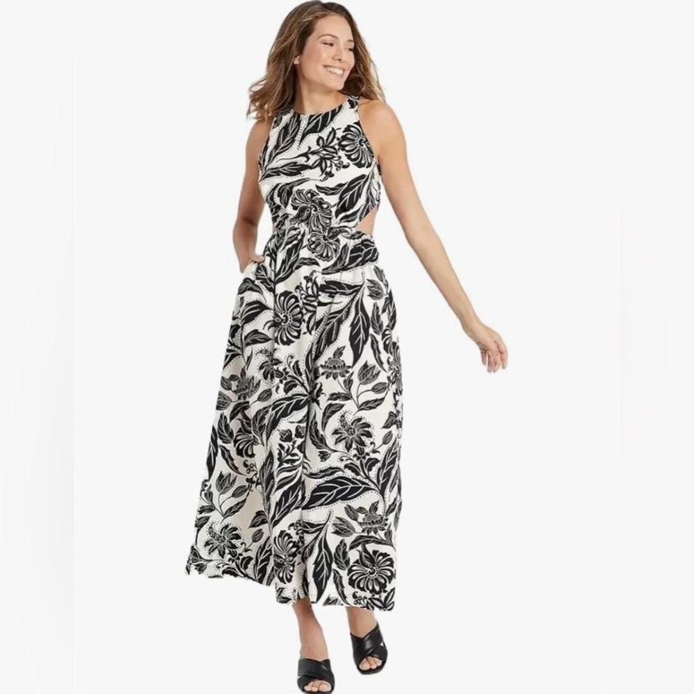 Who What Wear Cream Floral Dress NWOT